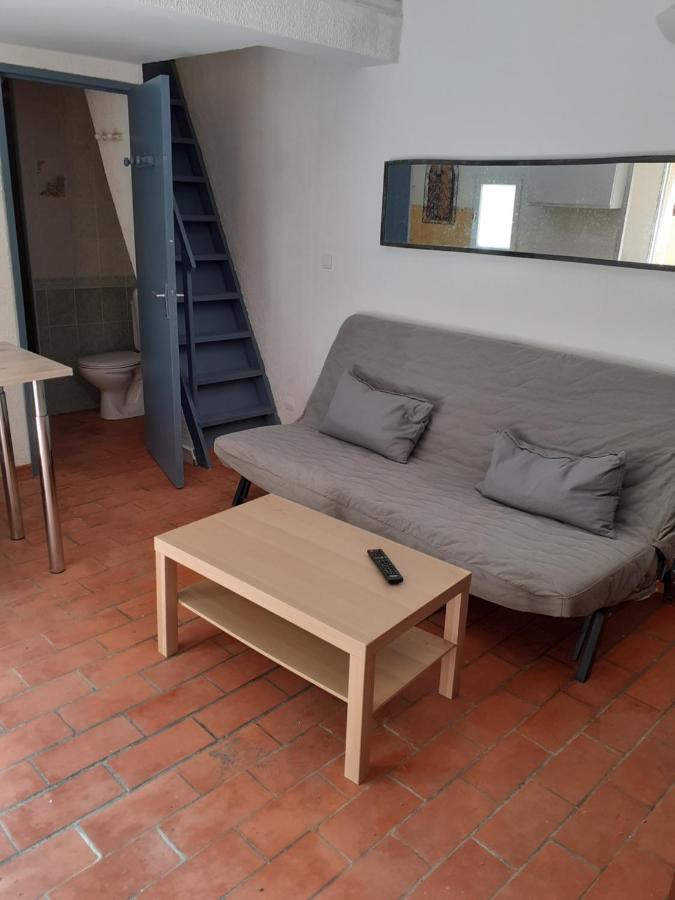 Appartement T1 Йер Экстерьер фото