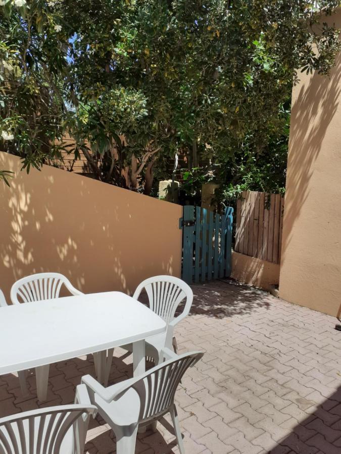 Appartement T1 Йер Экстерьер фото